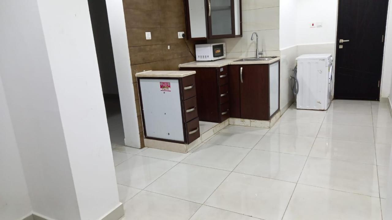Apartamento Al Alkeem Heights Ras al-Khaimah Exterior foto